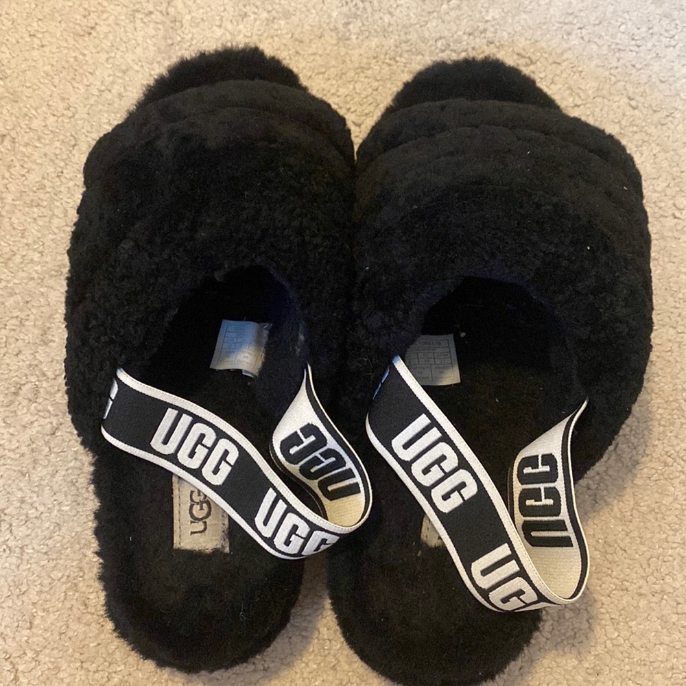 Women’s Black Open Toe Fuzzy Ugg Slippers